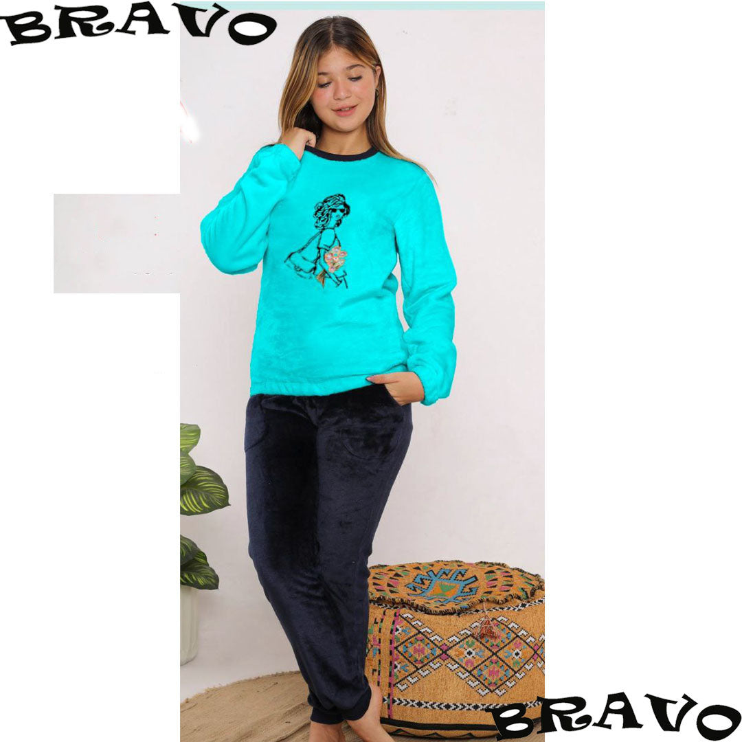 بيجامة بولار برافوا لبني